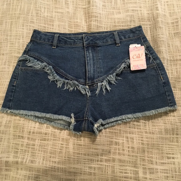 Chelsea & Violet Pants - Chelsea & Violet Denim Fringe Shorts 27 FREE SHIP